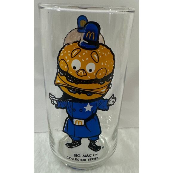 Vintage McDonald's 1977 Collector Series 16 Oz. Drinking Glass Officer Big Mac - Picture 1 of 3